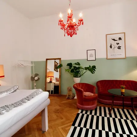 Romantic Urban Living Vienna Exterior photo